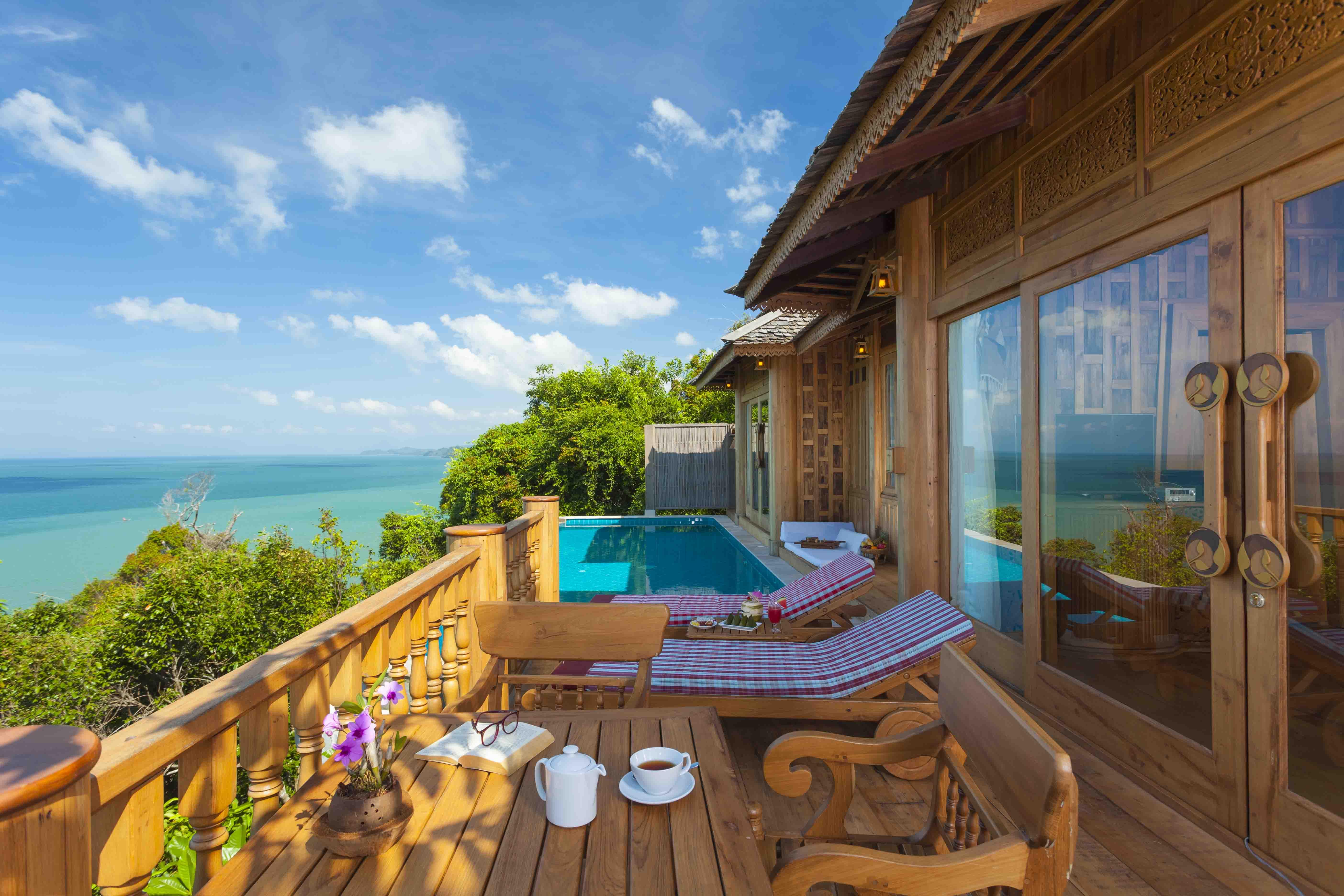 โรงแรม สันธิญา เกาะยาวใหญ่ รีสอร์ท แอนด์ สปา เกาะยาวใหญ่ 5* (ไทย) - จาก  3236 THB | HOTELMIX